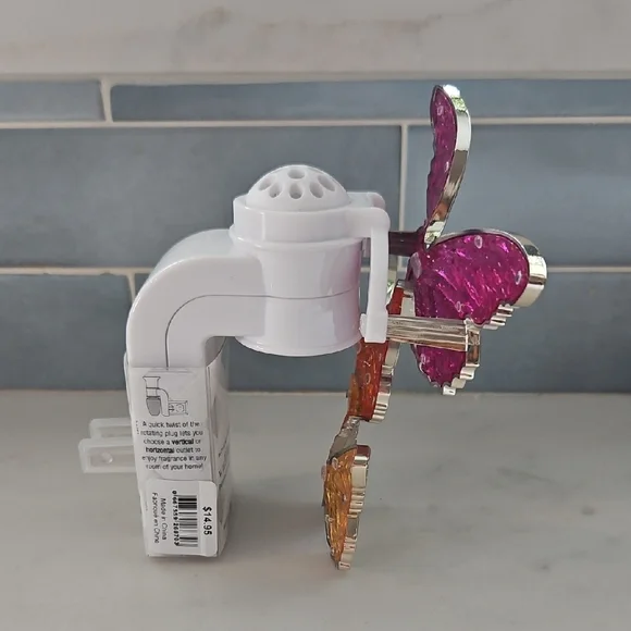 Bath & Body Works Gold and Orange Butterfly Wallflower. Brand New *RARE* - Picture 4 of 7